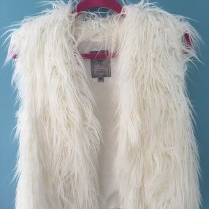 Guess white faux fur vest